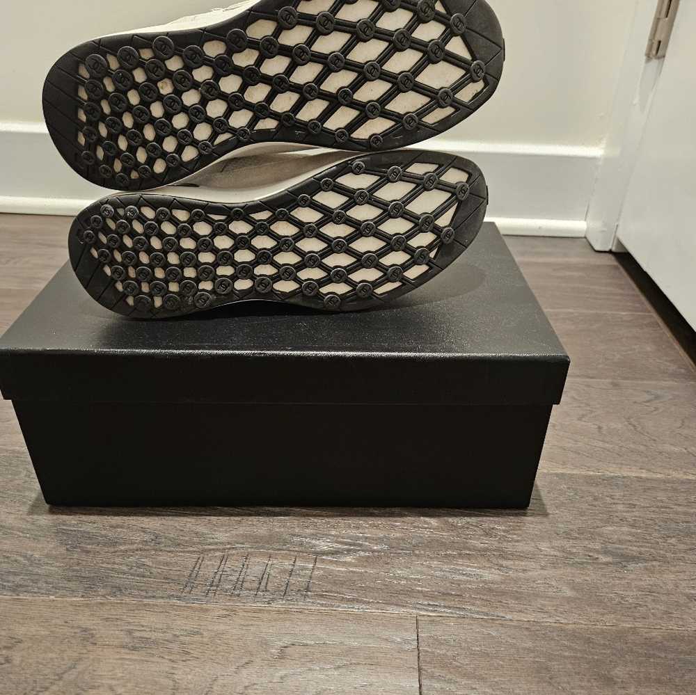 EXCELLENT CONDITION Chanel White Sneakers - Picture 3 of 7